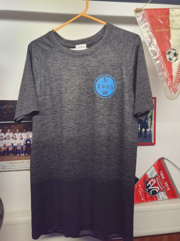 T-Shirt mit TuS 02 Logo
